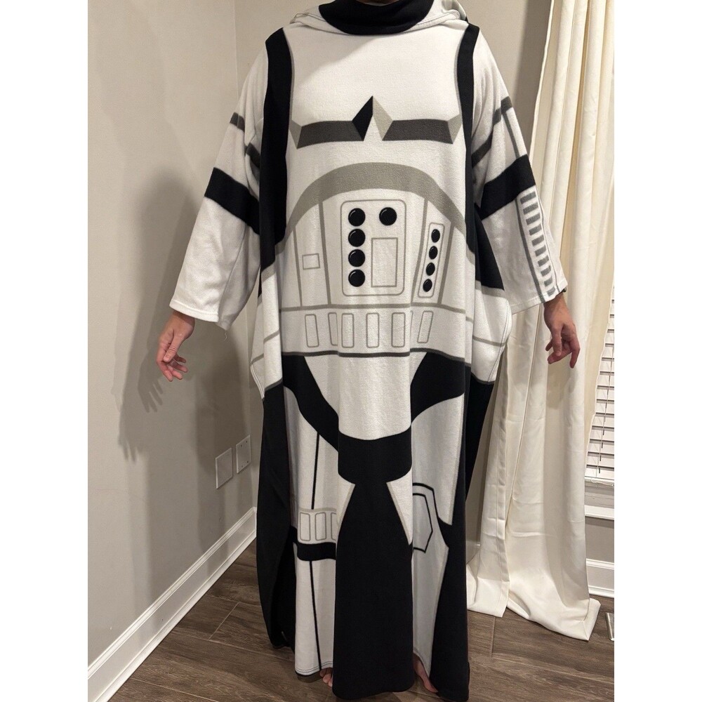 Stormtrooper Star Wars Snuggie. One Size Fits Most Adults. Disney Blanket. EUC
